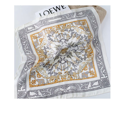Pañuelo de Seda Estilo Europeo Vintage con Flores y Pájaros - Image 4