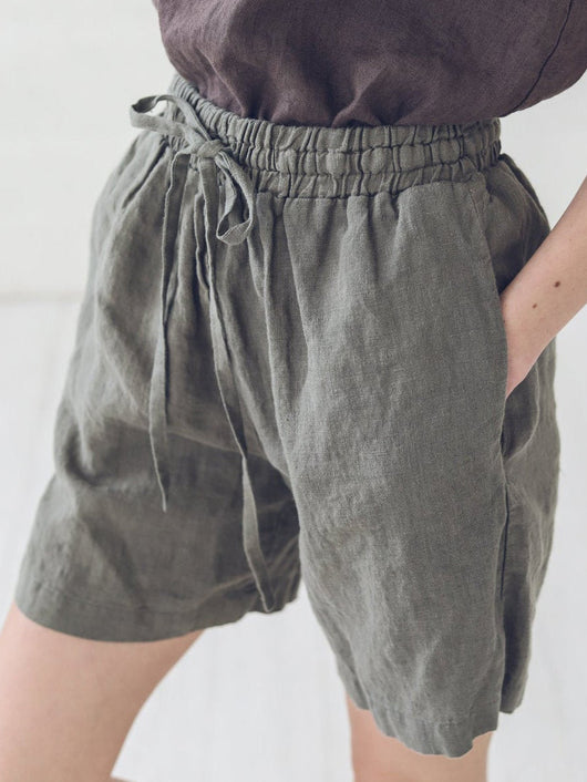 Shorts Casuales para Mujer - Diseño Minimalista y Cómodo - Image 3