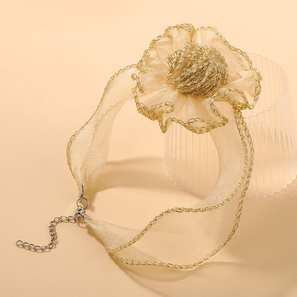 Collar Clavícula con Flor 3D en Encaje Transparente - Diseño Minimalista Trendy