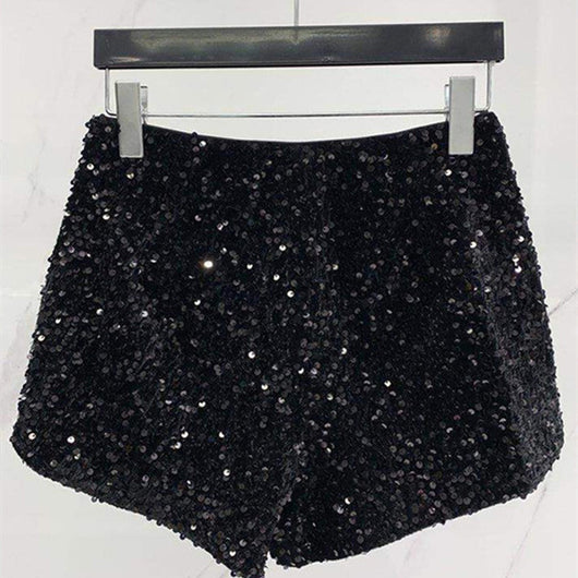 Shorts de Diseño Industrial con Lentejuelas y Costuras Decorativas