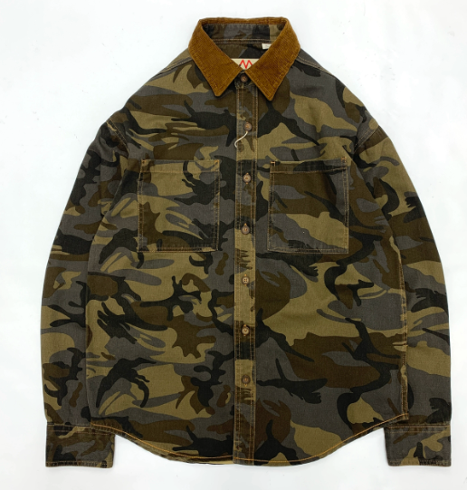 Camisa Retro Americana de Corduroy con Solapas y Costura de Camuflaje para Hombre - Image 2