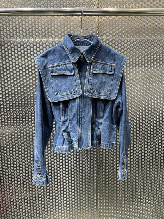 Chaqueta Denim con Costuras Desgastadas y Bolsillos Laterales