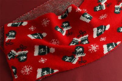 Bufanda Tejida Roja con Estampado de Reno y Copos de Nieve - Image 41