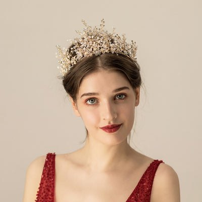 Diadema Nupcial con Perlas de Arroz y Cristales Brillantes - Image 9