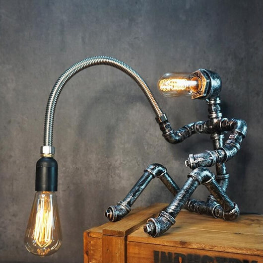 Lámpara de Mesa Estilo Industrial Retro con Tuberías de Agua