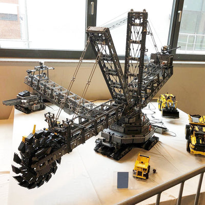 Excavadora de Rueda Motriz Control Remoto - Juguete Educativo de Ciencia y Tecnología - Image 10