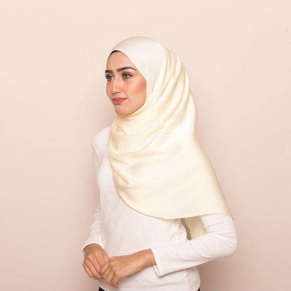 Pañuelo Satinado Liso de Estilo Malayo - Chal Casual Versátil