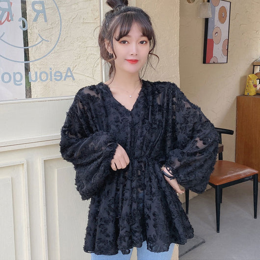 Blusa Suelta Talla Grande para Mujer con Escote V y Encaje - Image 11