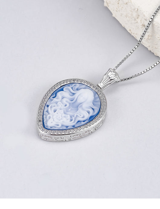 Elegante Colgante Camafeo en Plata con Diseño de Gota - Image 11