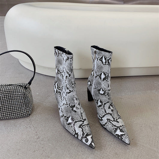 Botas Stiletto de Punta Afilada - Elegancia Versátil para Cualquier Ocasión - Image 5