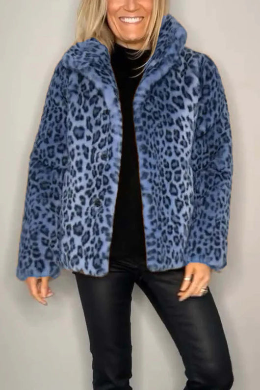 Abrigo Femenino Estampado Leopardo con Solapa y Cuero Sintético - Image 8