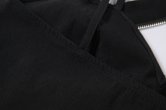 Blusa Elegante de Cuello Halter con Detalles Calados y Costuras Bicolor - Image 13