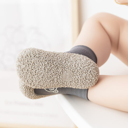 Zapatos Antideslizantes para Primeros Pasos con Diseño Infantil - Image 15