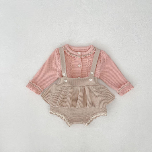 Conjunto de Dos Piezas para Bebé Niña - Cardigan Bicolor con Falda Pantalón Suspensores - Image 22