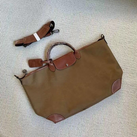 Bolsa de Viaje Grande en Cuero Genuino - Estilo Clásico para Mujer - Image 6