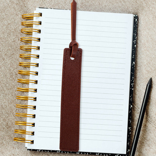 Marcapáginas de Cuero Retro con Separadores de Lectura - Image 5