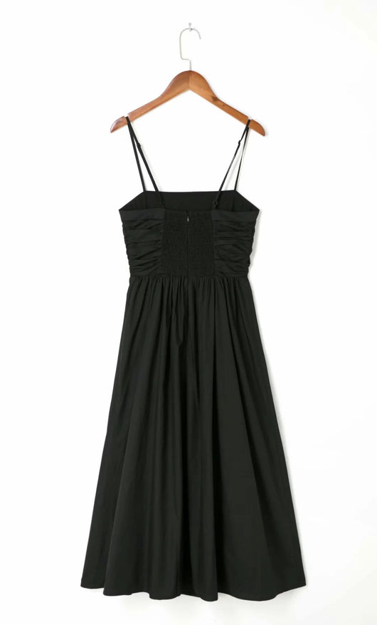 Vestido Largo Plisado con Tirantes Finos - Diseño Veraniego Elegante y Cómodo - Image 4