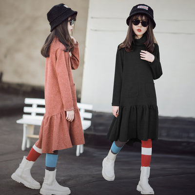 Vestido Literario Negro Cuello Alto Ajustado Mamá e Hija