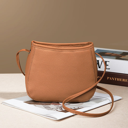 Bolso Mensajero de Cuero Genuino para Mujer - Diseño Moderno y Versátil - Image 5
