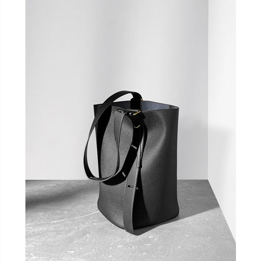 Bolsa Mensajera de Cuero Genuino Estilo Viajero - Image 2