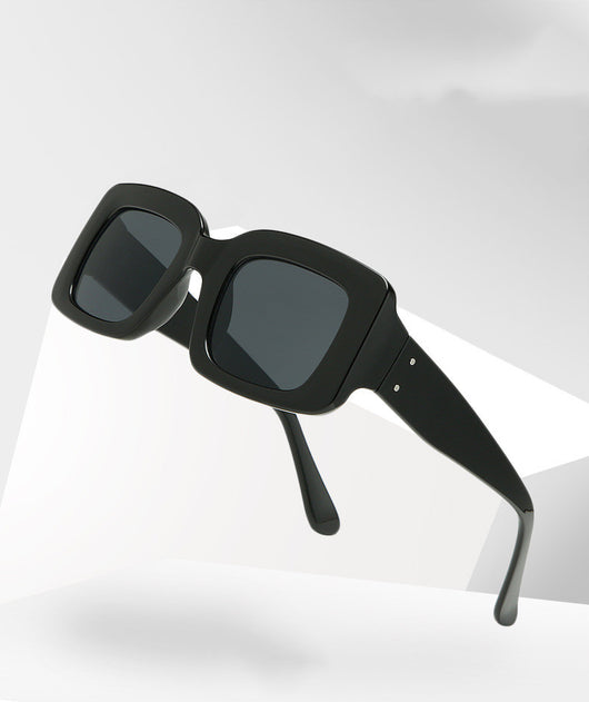 White square-frame sunglasses with dark gray lenses, featuring a chunky and fashionable design. - Image 16