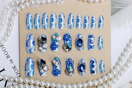 Uñas Postizas Decoradas con Lazo y Corona - Parches de Uñas Artísticas - Image 19