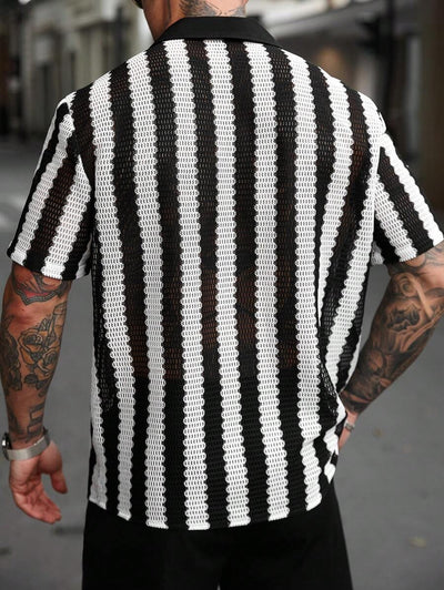Camisa Manga Corta a Rayas Negras y Blancas con Detalles Calados - Image 4