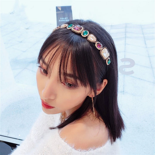 Diadema Fina con Diamantes de Cristal Brillante - Image 16