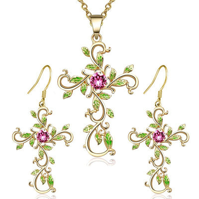 Conjunto de Aretes y Collar con Colgante Cruz en Aleación - Image 10