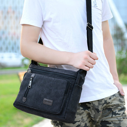 Bolsa Mensajera Retro Hombre con Diseño de Capas - Image 37