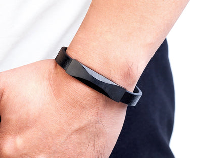 Pulsera de Cuero para Hombre con Acero Inoxidable y Patrón Geométrico - Image 9