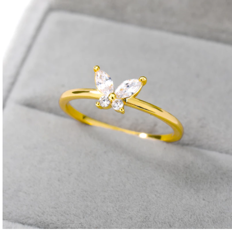 Anillo de Mariposa Chapado en Oro con Circonia Cúbica - Image 10