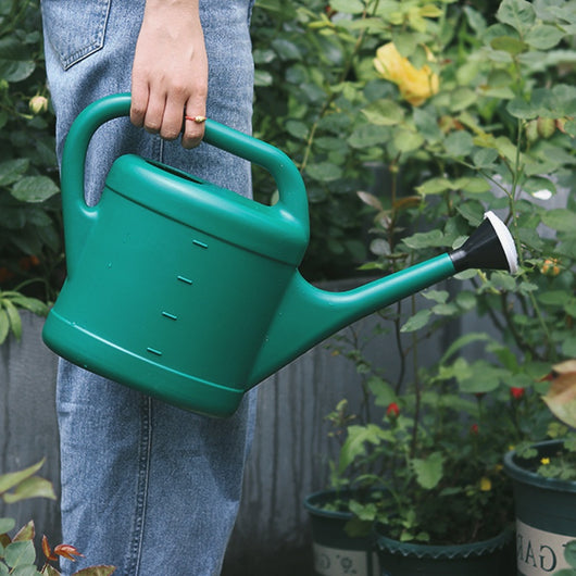 Regadera Dual de 10L con Boquilla Larga - Plástico Resistente para Jardín - Image 4
