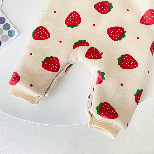 Enterizo Acolchado para Bebé Niña con Estampado de Fresas - Image 9