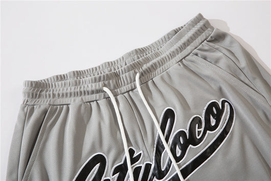 Shorts Casuales con Bordado de Letras - Image 12