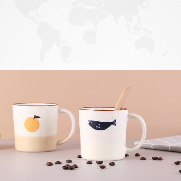 Taza de Café Artesanal de Cerámica con Patrón de Pez Yuzu