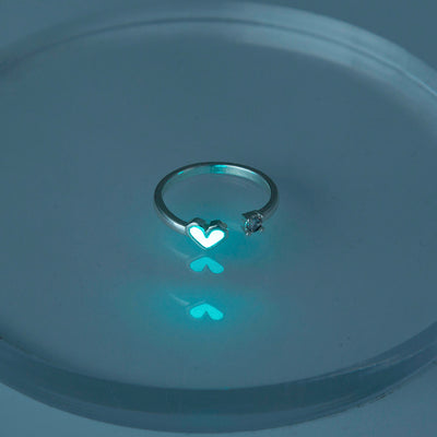 Anillo Ajustable Corazón Abierto Luminiscente
