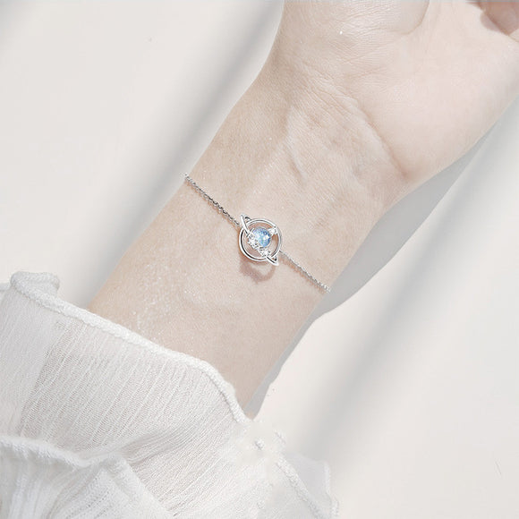 Pulsera Plateada Planeta de Sueños para Novia