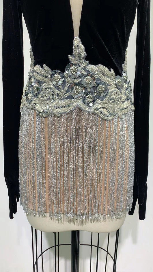 Vestido sin Mangas con Lentejuelas, Cuentas y Flecos - Image 3