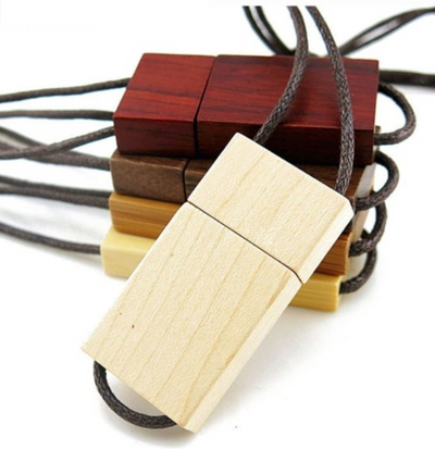 Memoria USB Llavero de Madera - Regalo Creativo y Funcional - Image 9