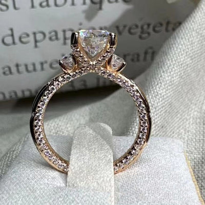 Anillo de Moissanita Three-Life para Mujer