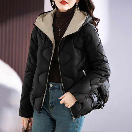 Abrigo Acolchado Estilo Occidental con Capucha para Mujer - Diseño Slim Fit - Image 4