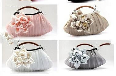 Bolso de Noche Satinado con Flor - Clutch Elegante para Mujer - Image 14