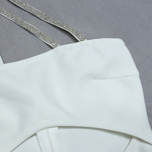 Vestido Tubo con Hombro Descubierto y Detalle Asimétrico - Image 6