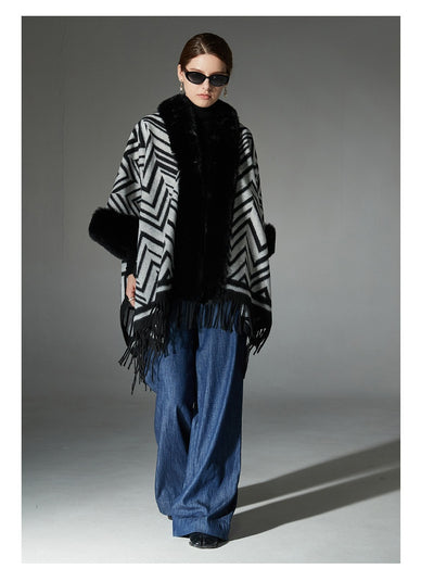 Chal Elegante con Cuello de Piel Jacquard Negro y Gris - Image 20