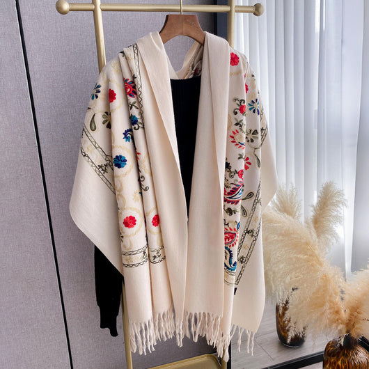 Bufanda Térmica Minimalista con Inspiración Étnica para Mujer - Image 15