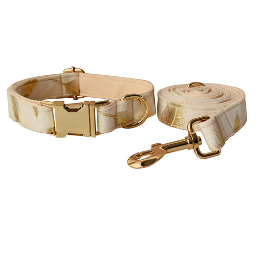 Collar para Perro de Terciopelo Crema con Estampado de Plumas - Image 6