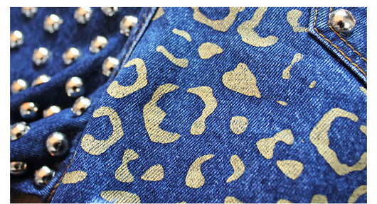 Shorts Denim Rotos Cintura Alta con Remaches y Estampado - Image 6