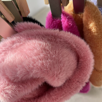 Gorro Tejido Estilo Letra Mink para Mujer - Image 8