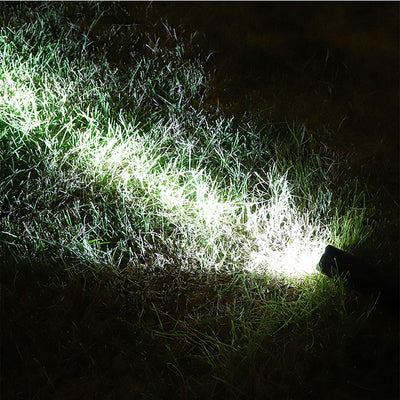 Linterna LED Recargable de Aluminio Ultra Resistente - Image 5